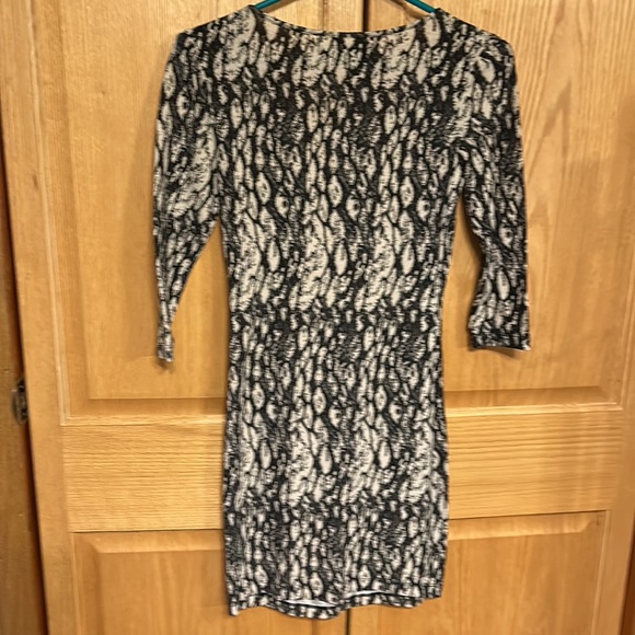 2/$20. Forever 21 Dress Sz. S/P - Picture 3 of 3